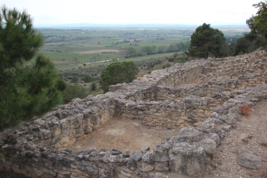 archaeological site minutes from Capestang 